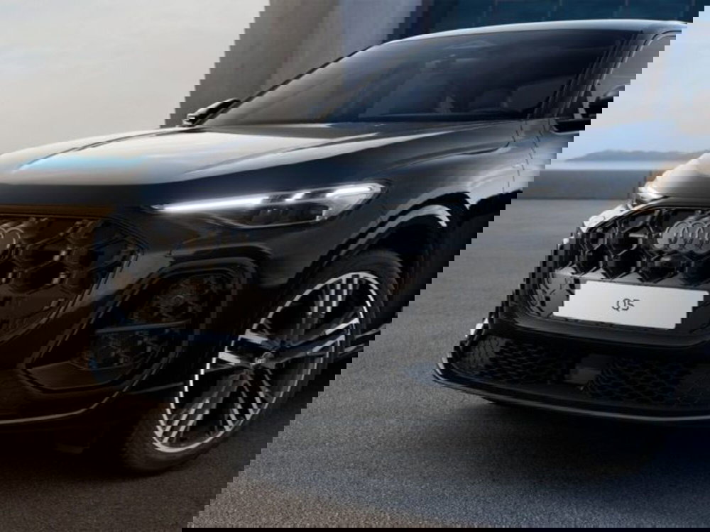 Audi Q5 Sportback nuova a Treviso (6)