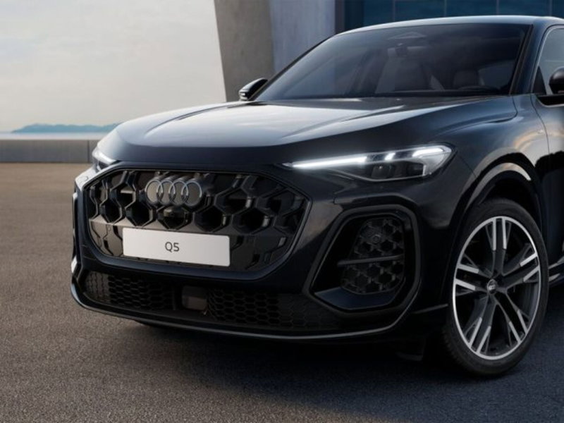 Audi Q5 Sportback nuova a Treviso (6)