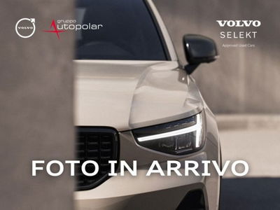 Volvo XC40 T3 Momentum Pro del 2021 usata a Conegliano