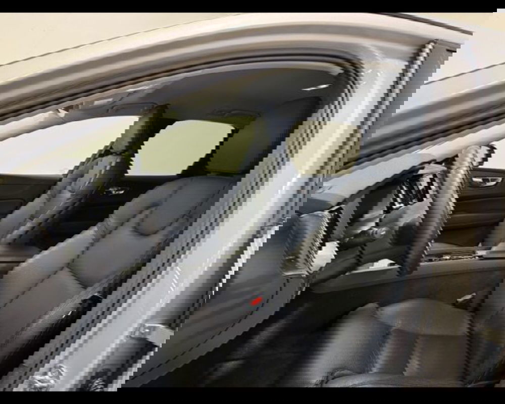 Volvo XC60 usata a Treviso (9)