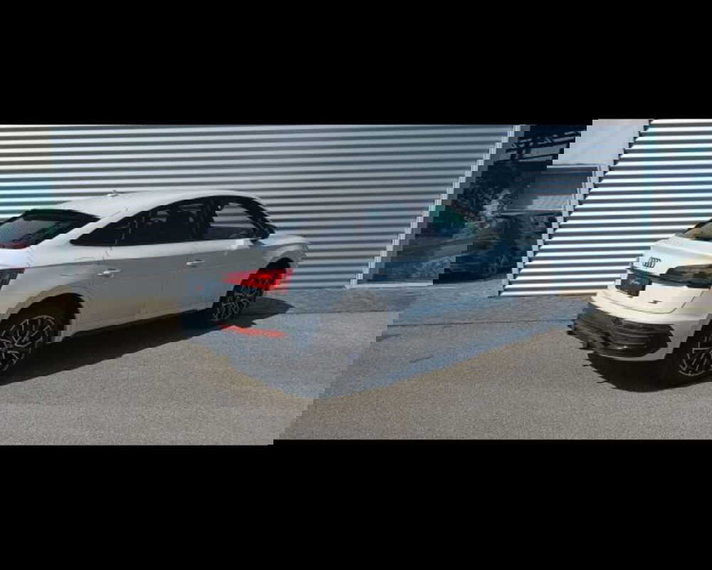 Audi Q5 Sportback nuova a Treviso (2)