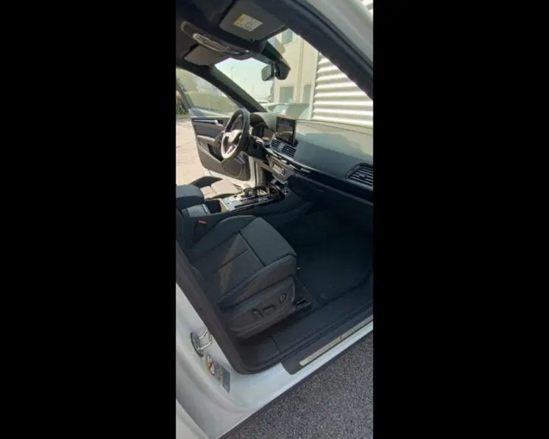 Audi Q5 Sportback nuova a Treviso (3)