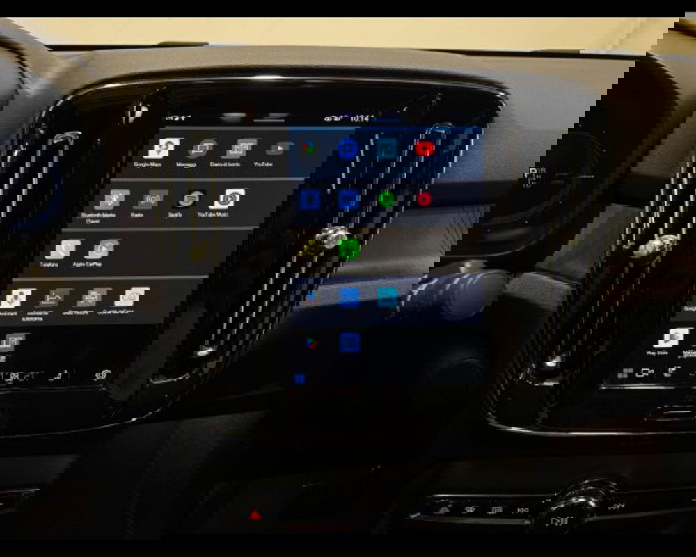 Volvo EC40 usata a Treviso (7)