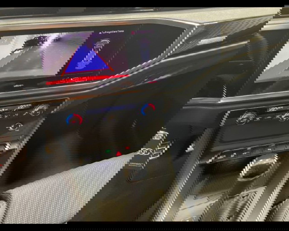 Audi Q3 Sportback nuova a Treviso (6)