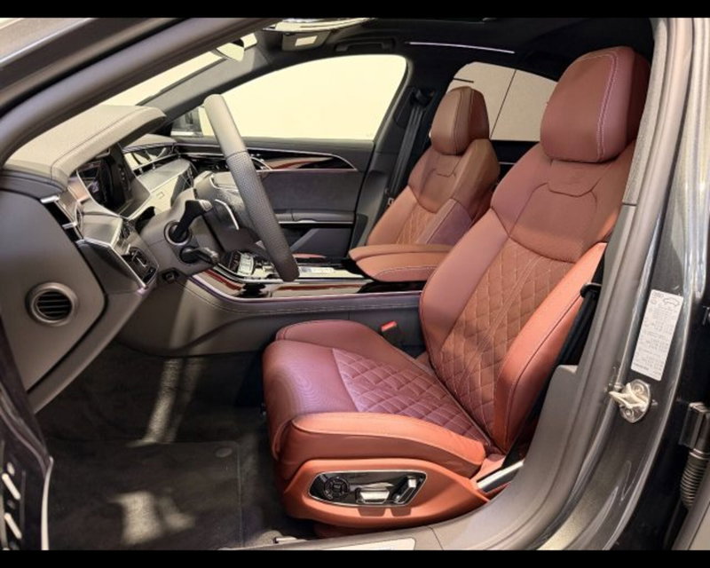 Audi A4 Avant nuova a Treviso (9)