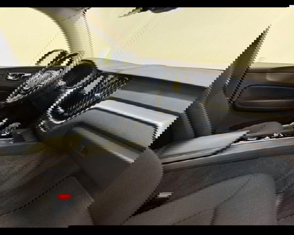 Volvo XC60 usata a Treviso (4)