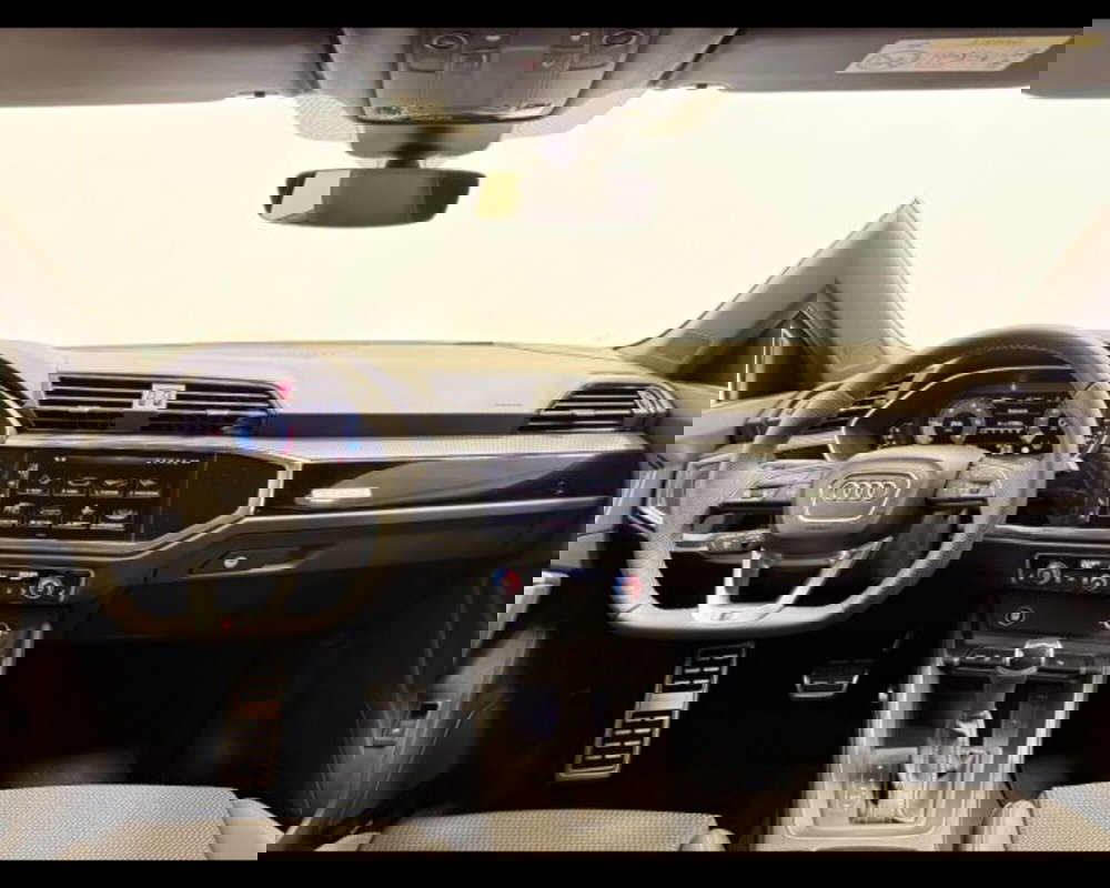 Audi Q3 Sportback nuova a Treviso (4)