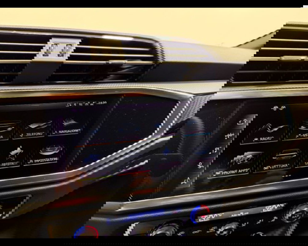 Audi Q3 Sportback nuova a Treviso (6)