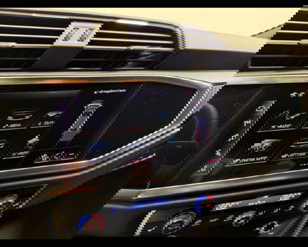 Audi Q3 Sportback nuova a Treviso (7)