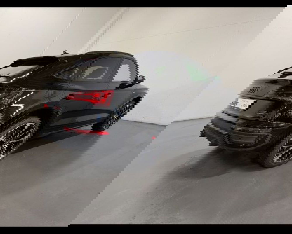 Audi Q5 Sportback nuova a Treviso (2)