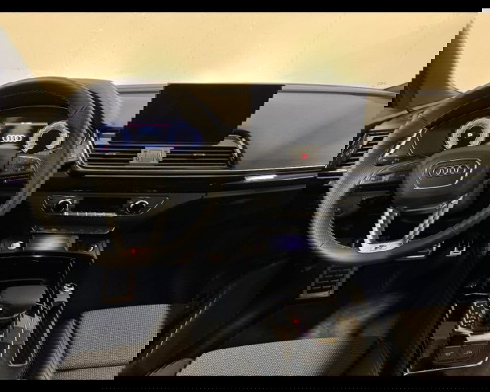 Audi Q5 Sportback nuova a Treviso (4)