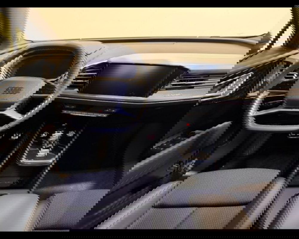 Audi Q4 Sportback nuova a Treviso (4)