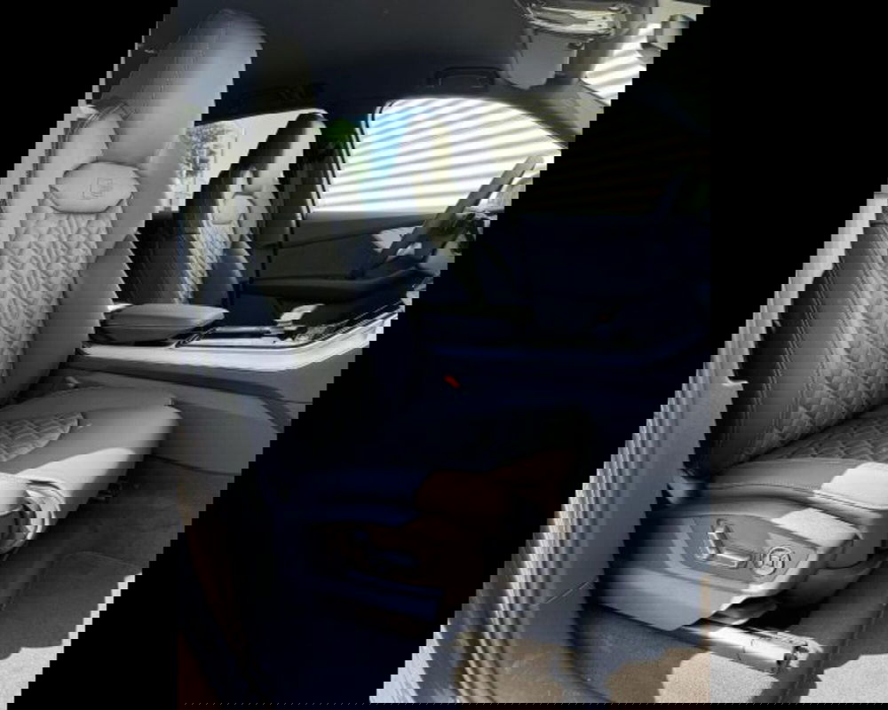 Audi Q7 nuova a Treviso (10)