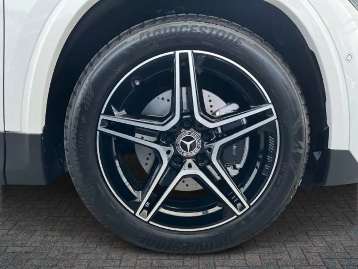 Mercedes-Benz GLA SUV nuova a Verona (13)