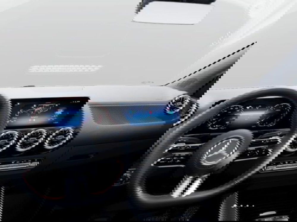 Mercedes-Benz GLA SUV nuova a Verona (8)