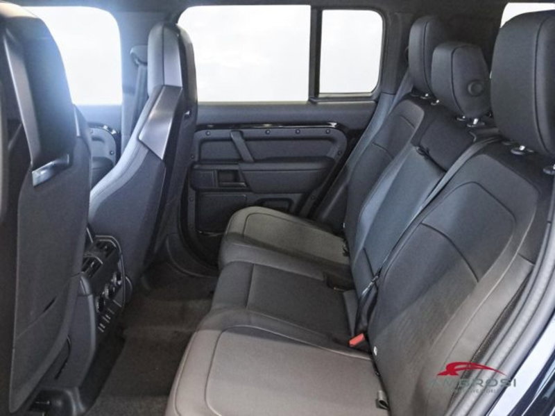Land Rover Defender nuova a Perugia (10)