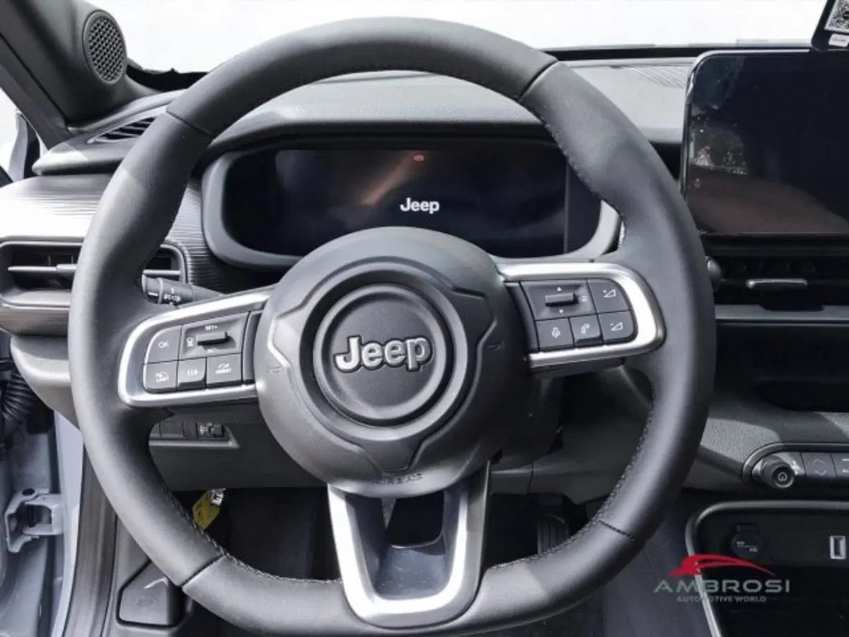 Jeep Avenger nuova a Perugia (13)