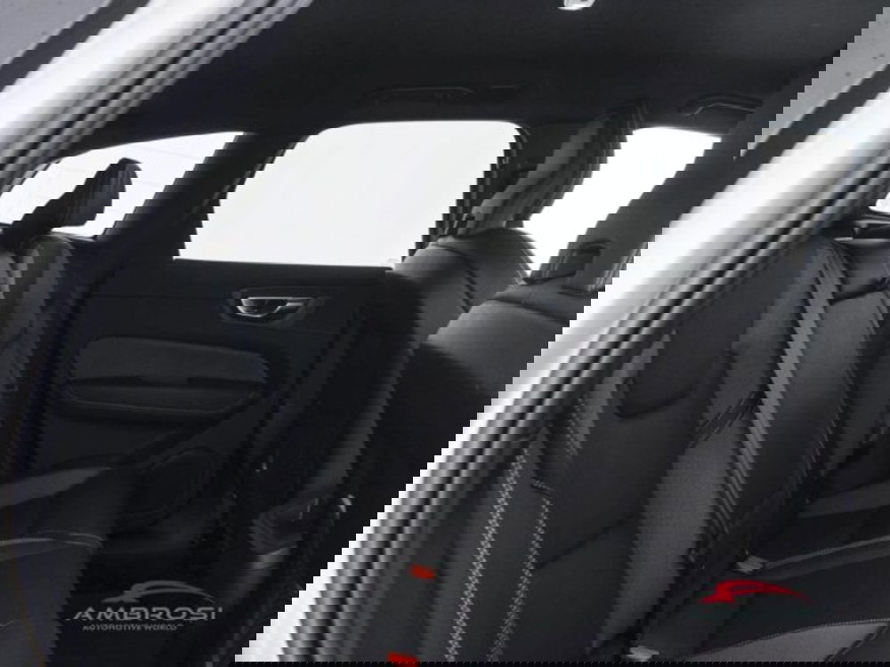 Volvo XC60 usata a Perugia (11)