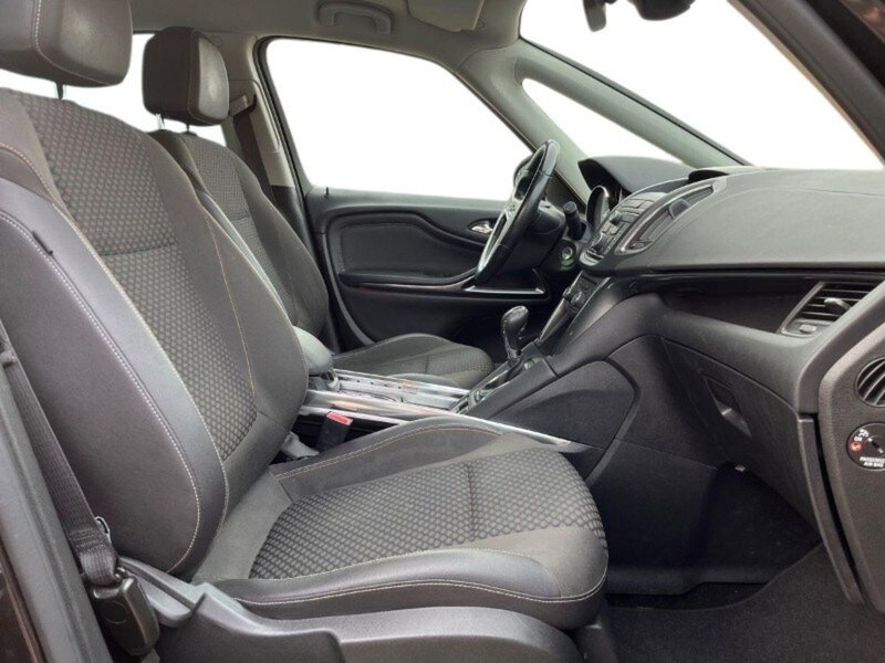 Opel Zafira Tourer usata a Lecco (11)