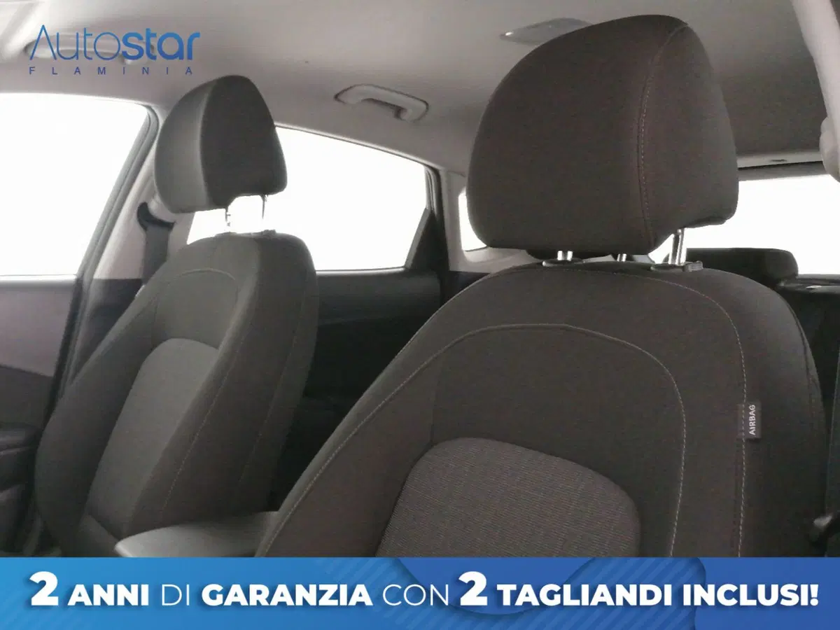 Hyundai Kona usata a Roma (11)