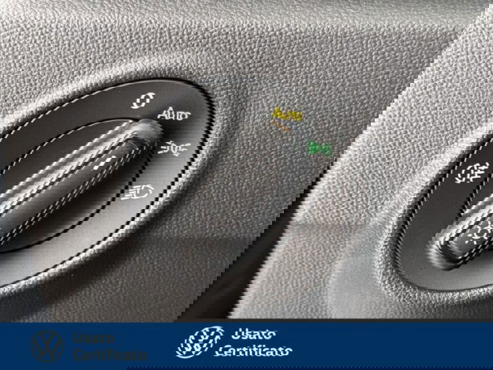 Volkswagen T-Roc usata a Vicenza (12)