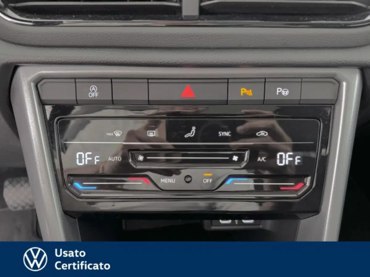 Volkswagen T-Roc usata a Vicenza (16)