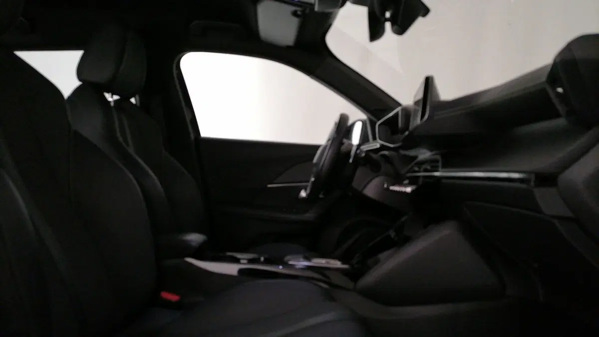 Peugeot 2008 usata a Roma (6)