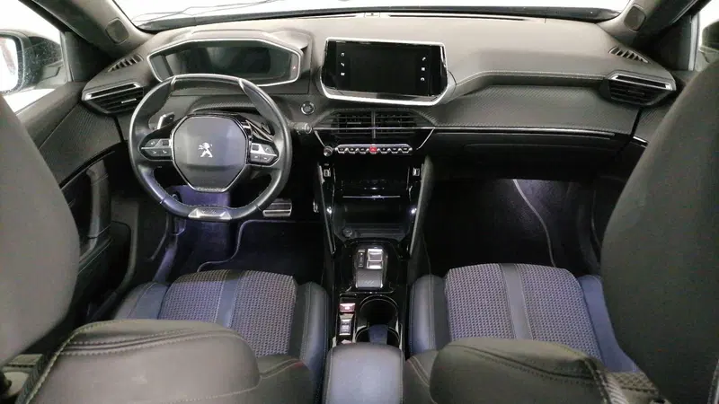 Peugeot 2008 usata a Roma (9)