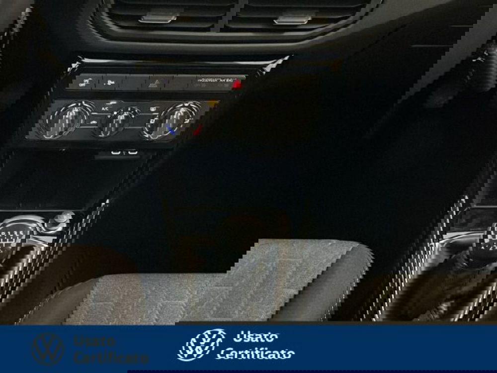 Volkswagen T-Cross usata a Vicenza (11)