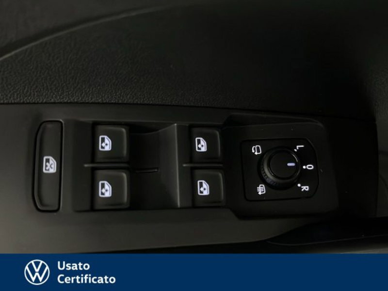 Volkswagen T-Cross usata a Vicenza (15)