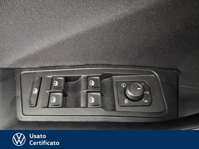 Volkswagen T-Roc usata a Vicenza (11)