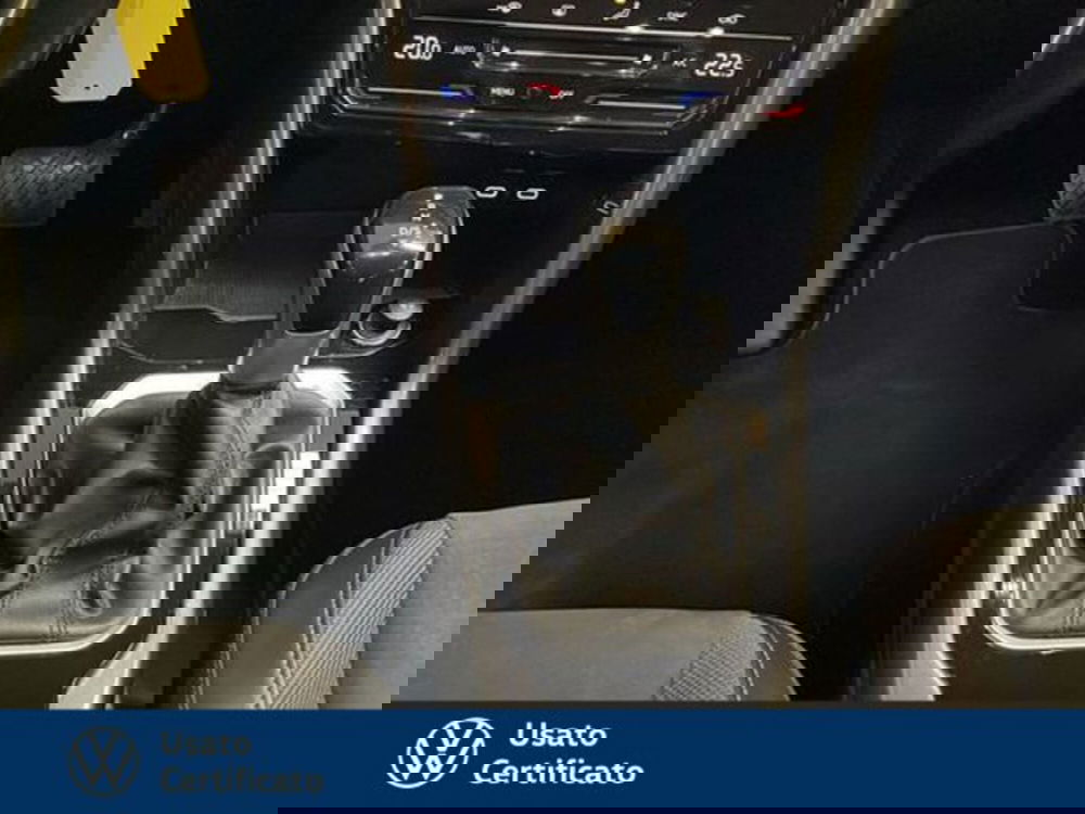 Volkswagen T-Roc usata a Vicenza (11)