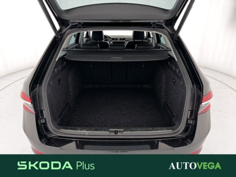 Skoda Superb Station Wagon usata a Vicenza (10)