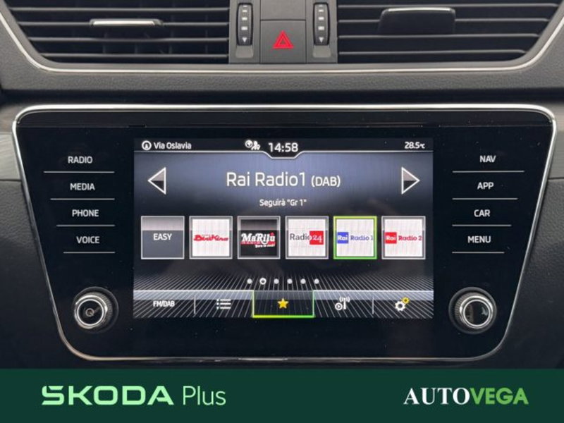 Skoda Superb Station Wagon usata a Vicenza (15)