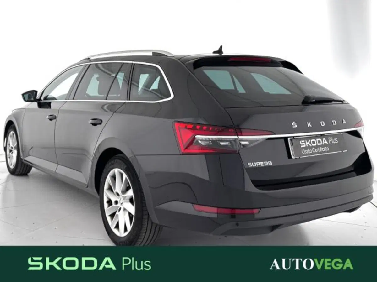 Skoda Superb Station Wagon usata a Vicenza (5)