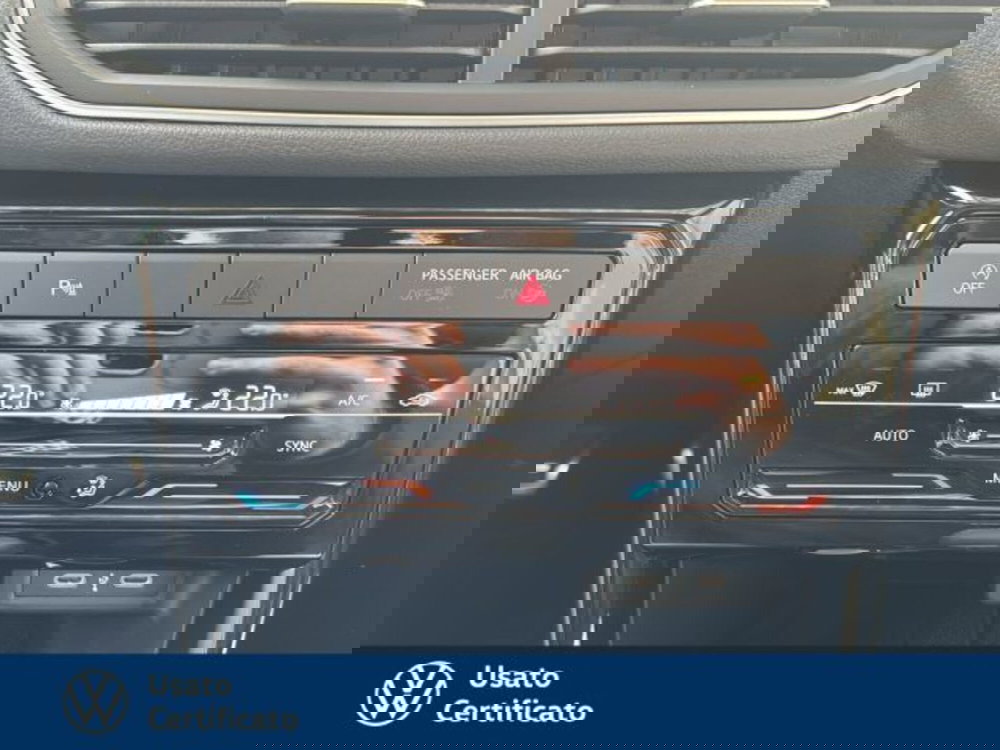 Volkswagen T-Cross nuova a Vicenza (18)