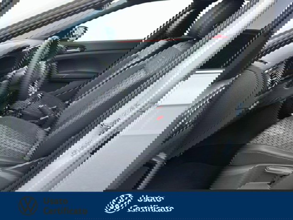Volkswagen T-Cross nuova a Vicenza (9)