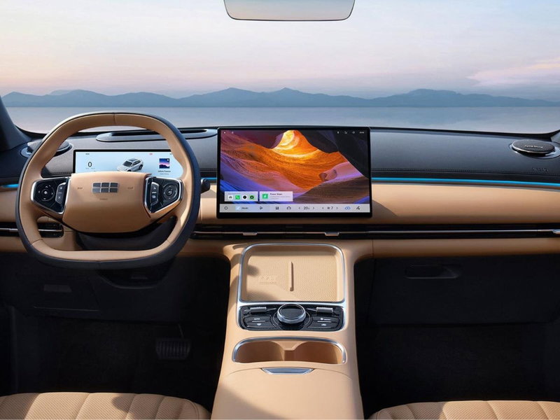 Geely Starray nuova a Roma (2)