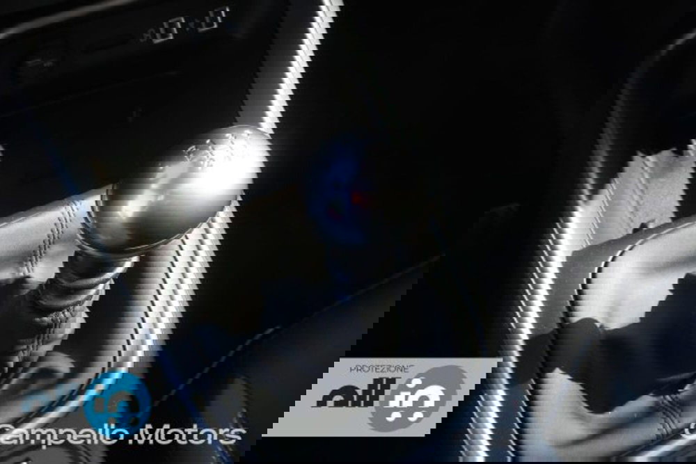 Jeep Avenger nuova a Venezia (12)