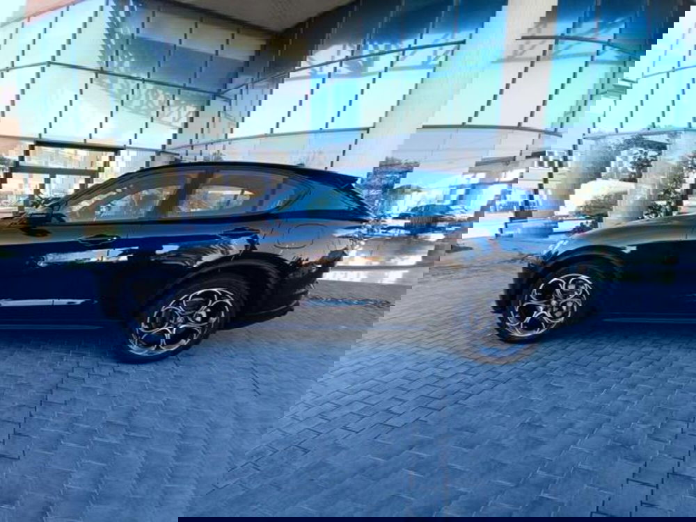 Alfa Romeo Stelvio usata a Pisa (13)