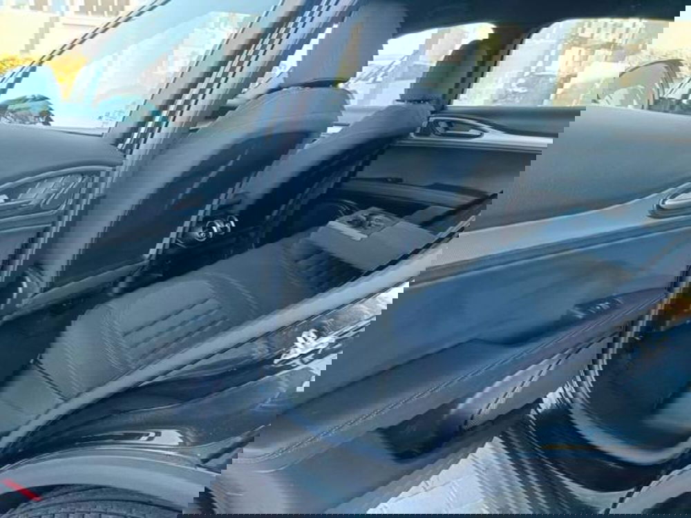 Alfa Romeo Stelvio usata a Pisa (18)