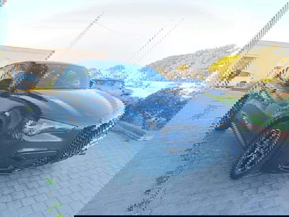 Alfa Romeo Stelvio usata a Pisa (5)