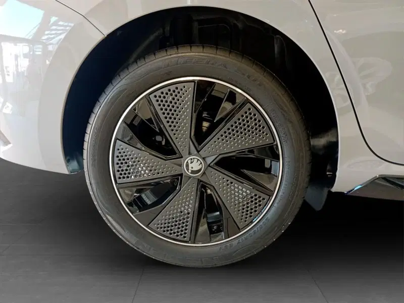 Skoda Scala nuova a Piacenza (14)