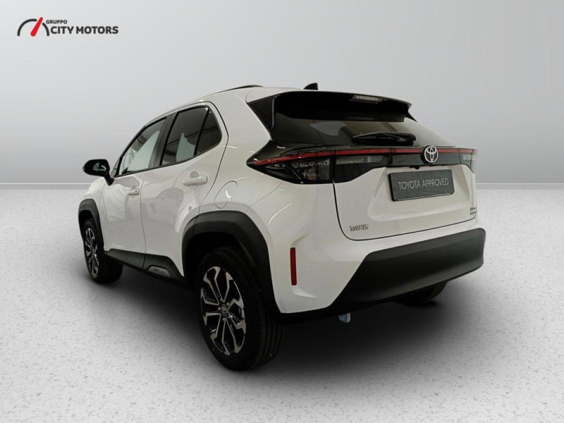 Toyota Yaris Cross nuova a Monza e Brianza (4)