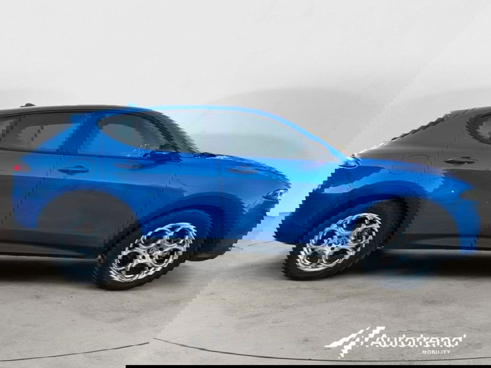 Alfa Romeo Tonale usata a Lecce (6)