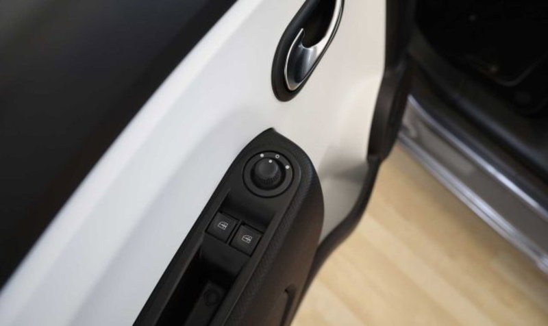 Renault Twingo usata a Potenza (9)