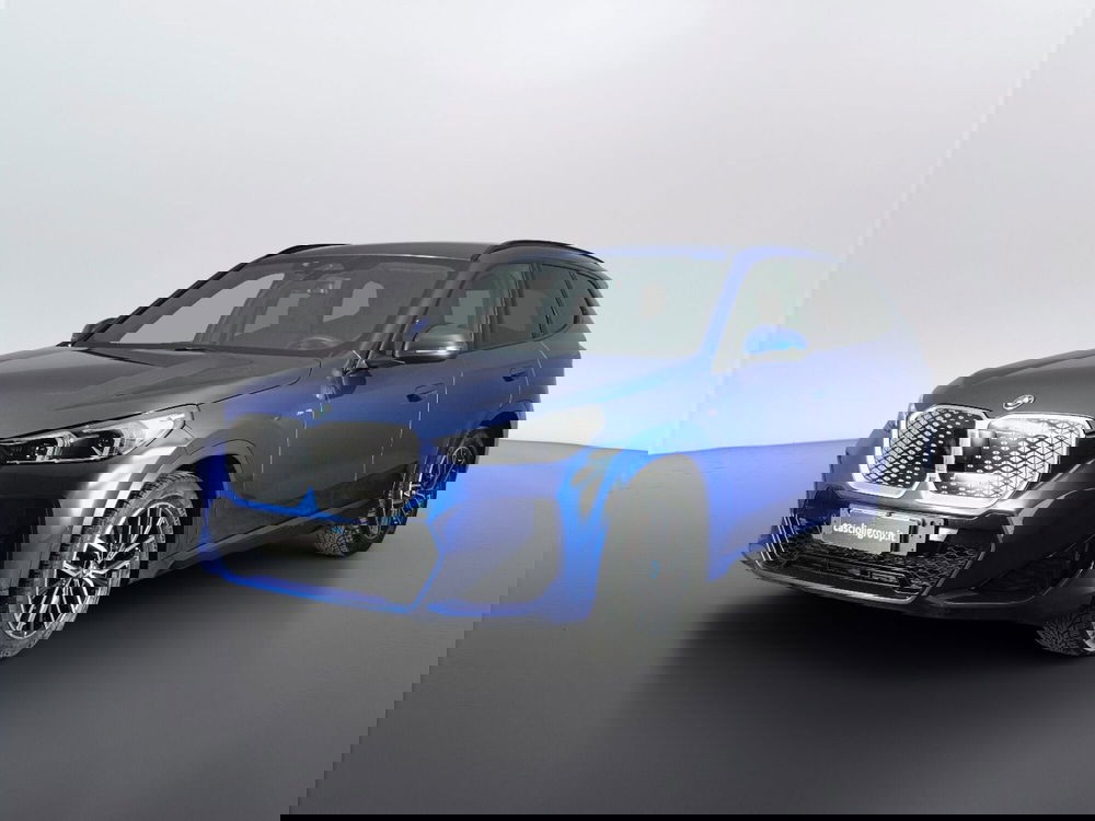 BMW iX1 usata a Ascoli Piceno