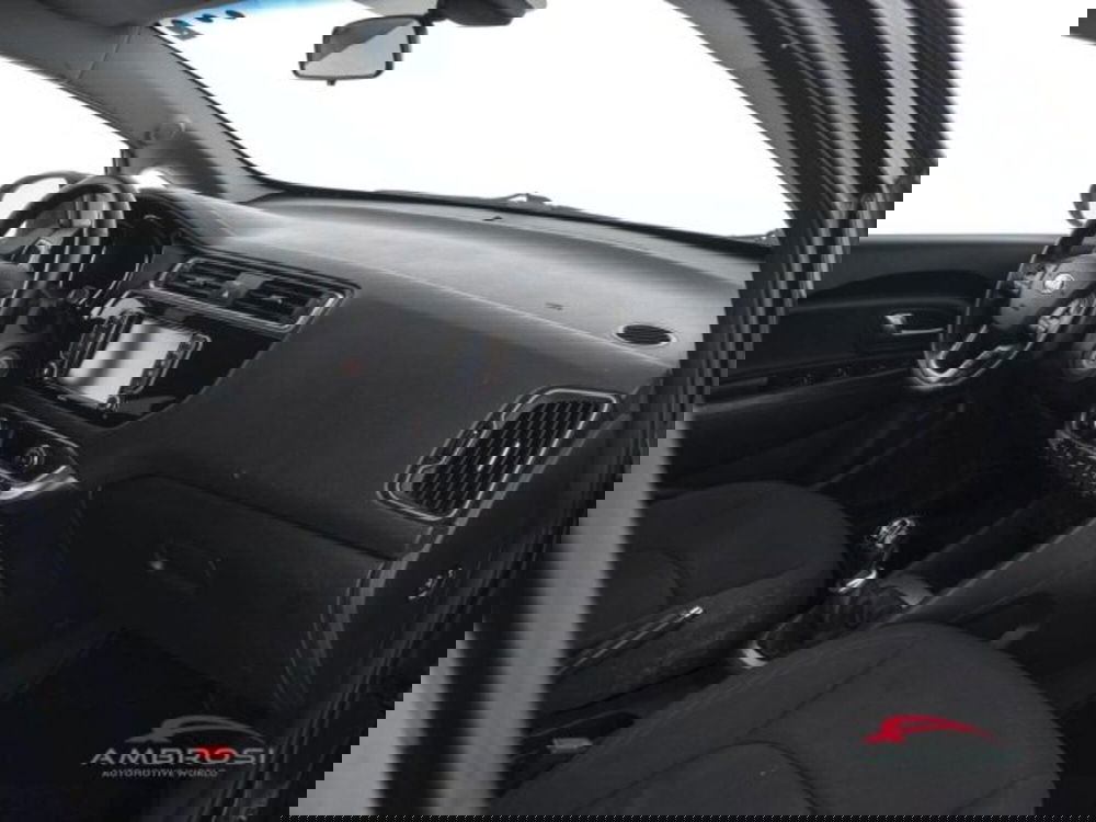 Kia Rio usata a Perugia (12)