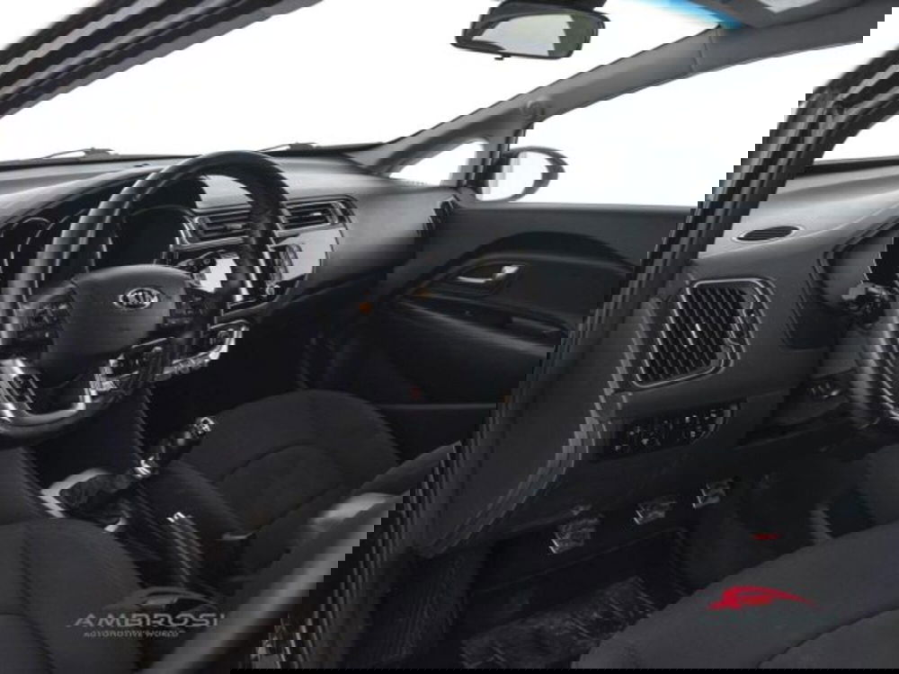 Kia Rio usata a Perugia (8)