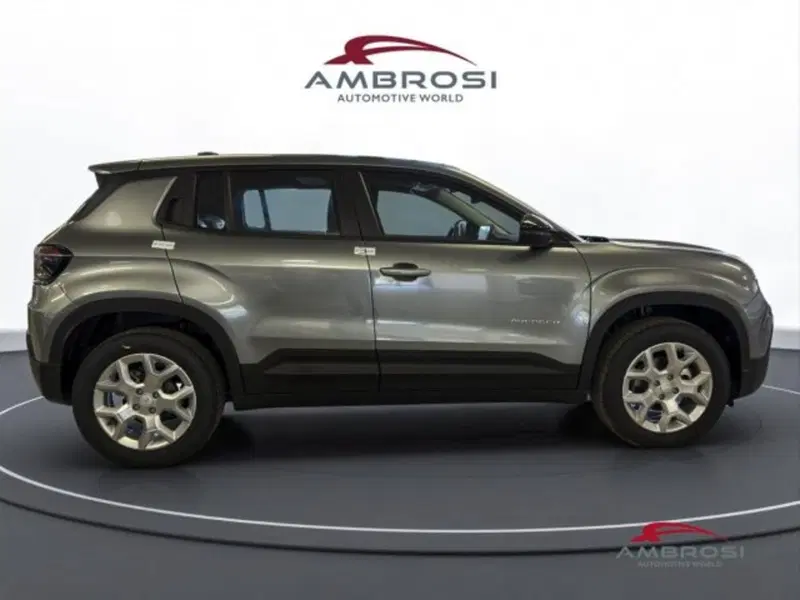 Jeep Avenger nuova a Perugia (5)
